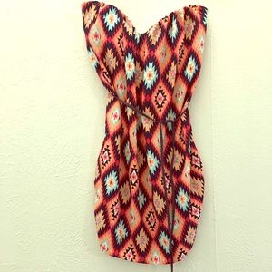 Geometric Design Top